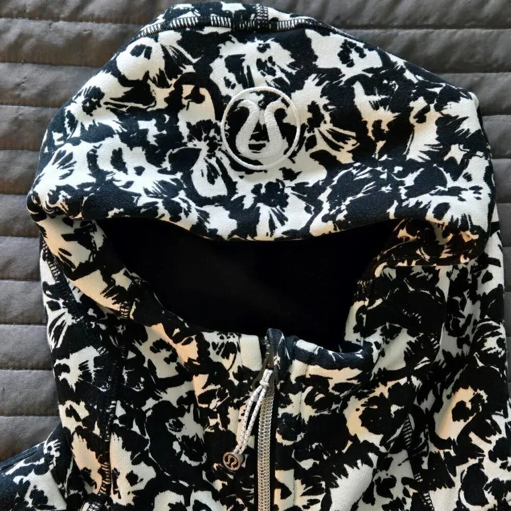 Lululemon Scuba Hoodie III - 4